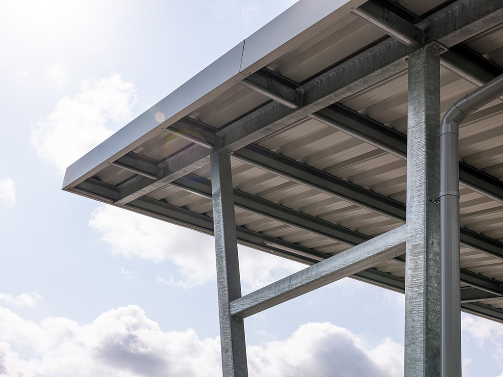 Overdekte parkeerplaats zonnepanelen